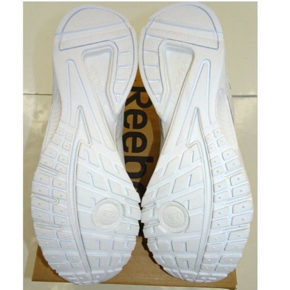 REEBOK Men's Quickchase SE Running XTrainers - Picture 7 of 7